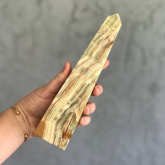 Karlee’s Crystals & Trinkets🌙 Other - SOLD🤍